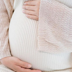 我们继续看到🇯🇵🛴YouTube🧝‍♂️2️⃣订阅收入的强劲〽增长，👨‍❤️‍👨